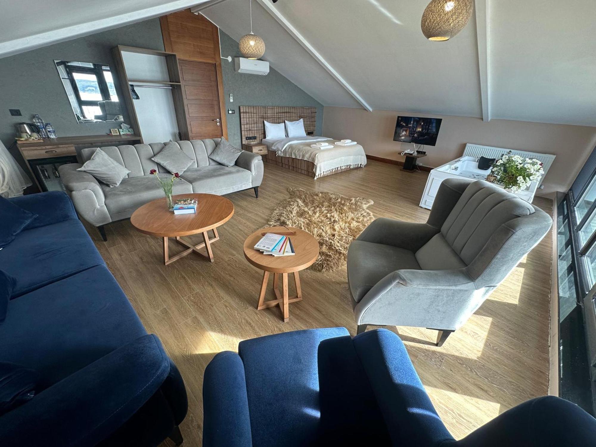 Marina Fener Istanbul Airport Homestay
