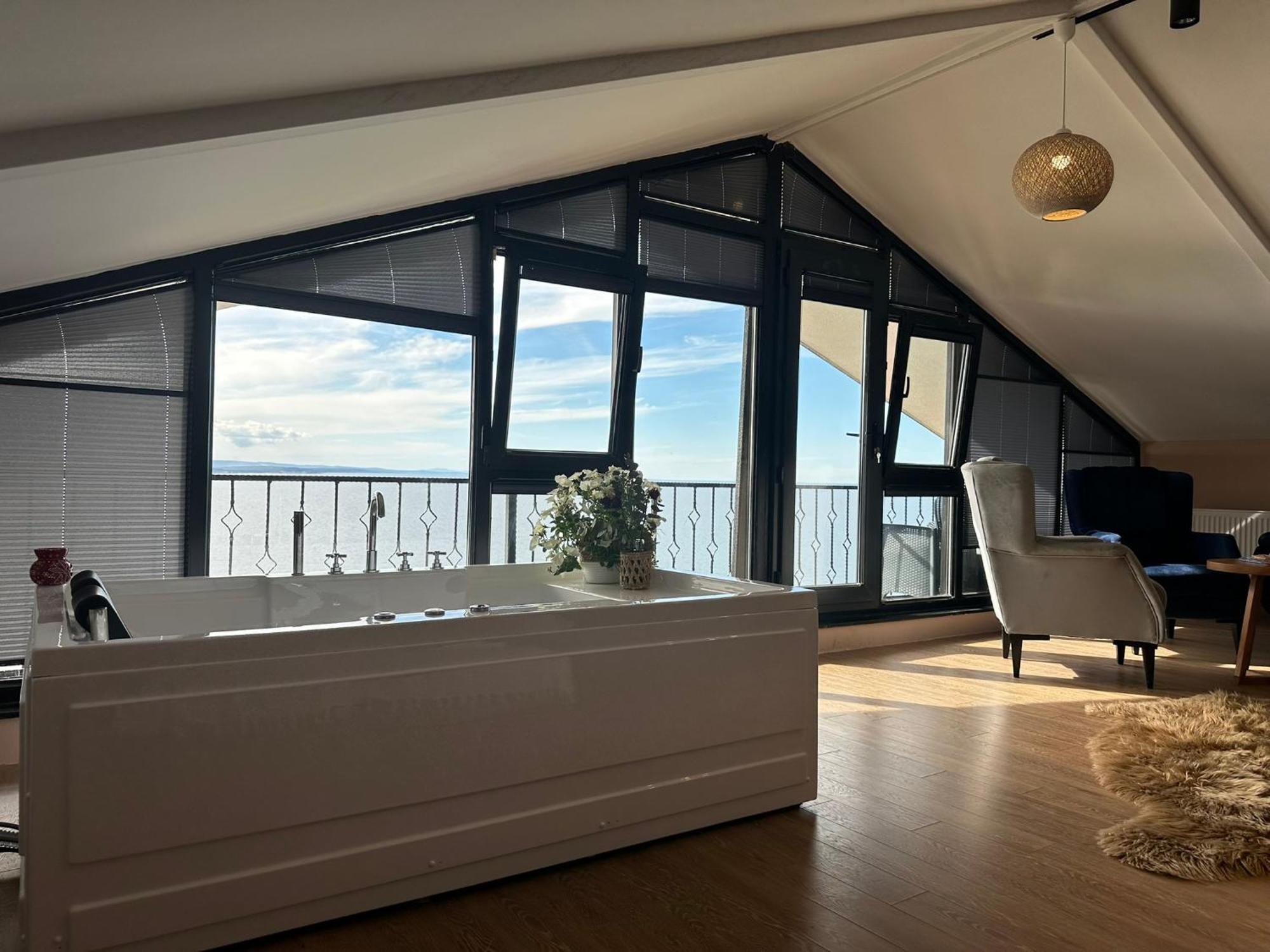 Marina Fener Istanbul Airport Homestay Karaburun (Arnavutkoy)