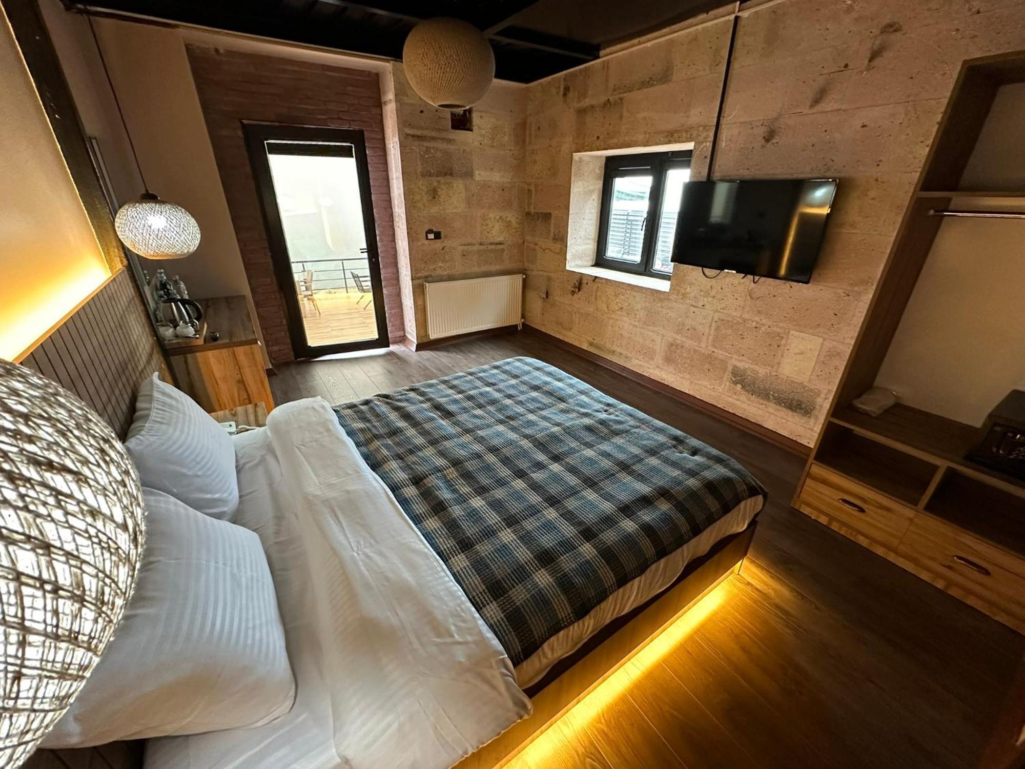 Marina Fener Istanbul Airport Homestay