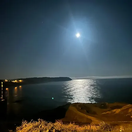 Marina Fener Hotel Istanbul Airport Karaburun  Exterior photo
